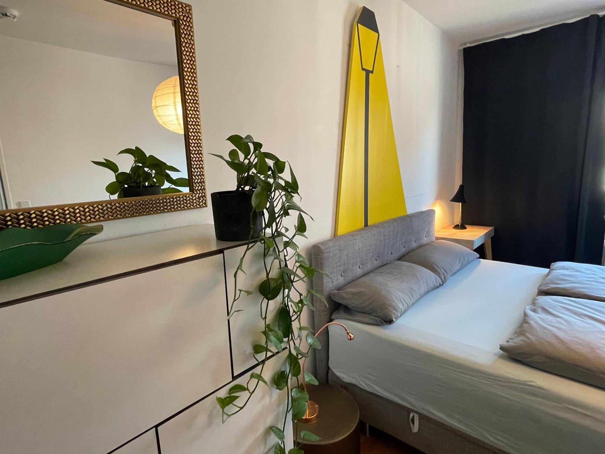 Checkpoint Charlie Apartment Berlin Exterior foto